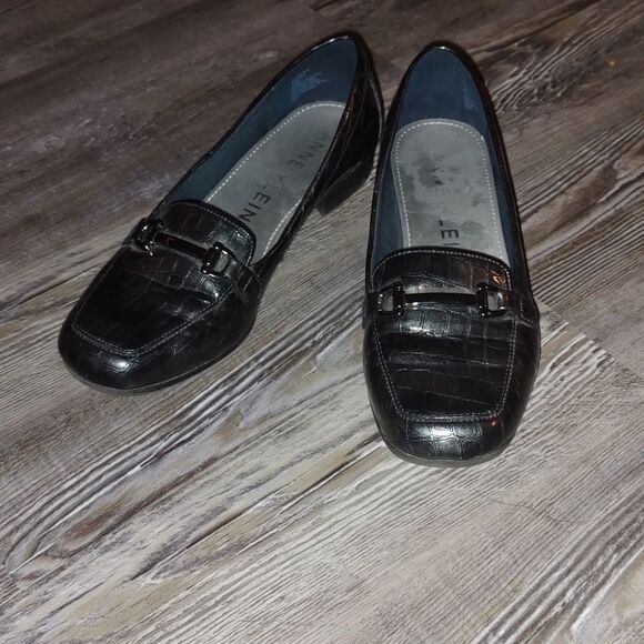 Anne Klein Flex Varina Pewter  Loafer  Sz 7.5 - Picture 1 of 8
